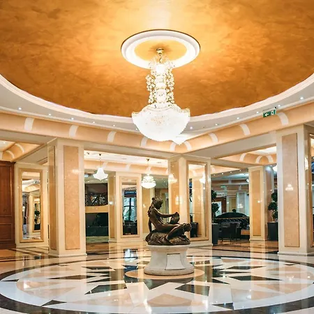 A - Izvor Hotel 5*