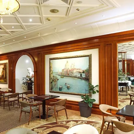 A - Izvor Hotel