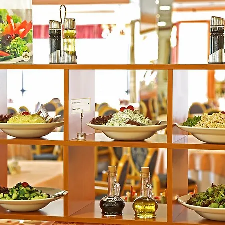 A - Izvor Hotel